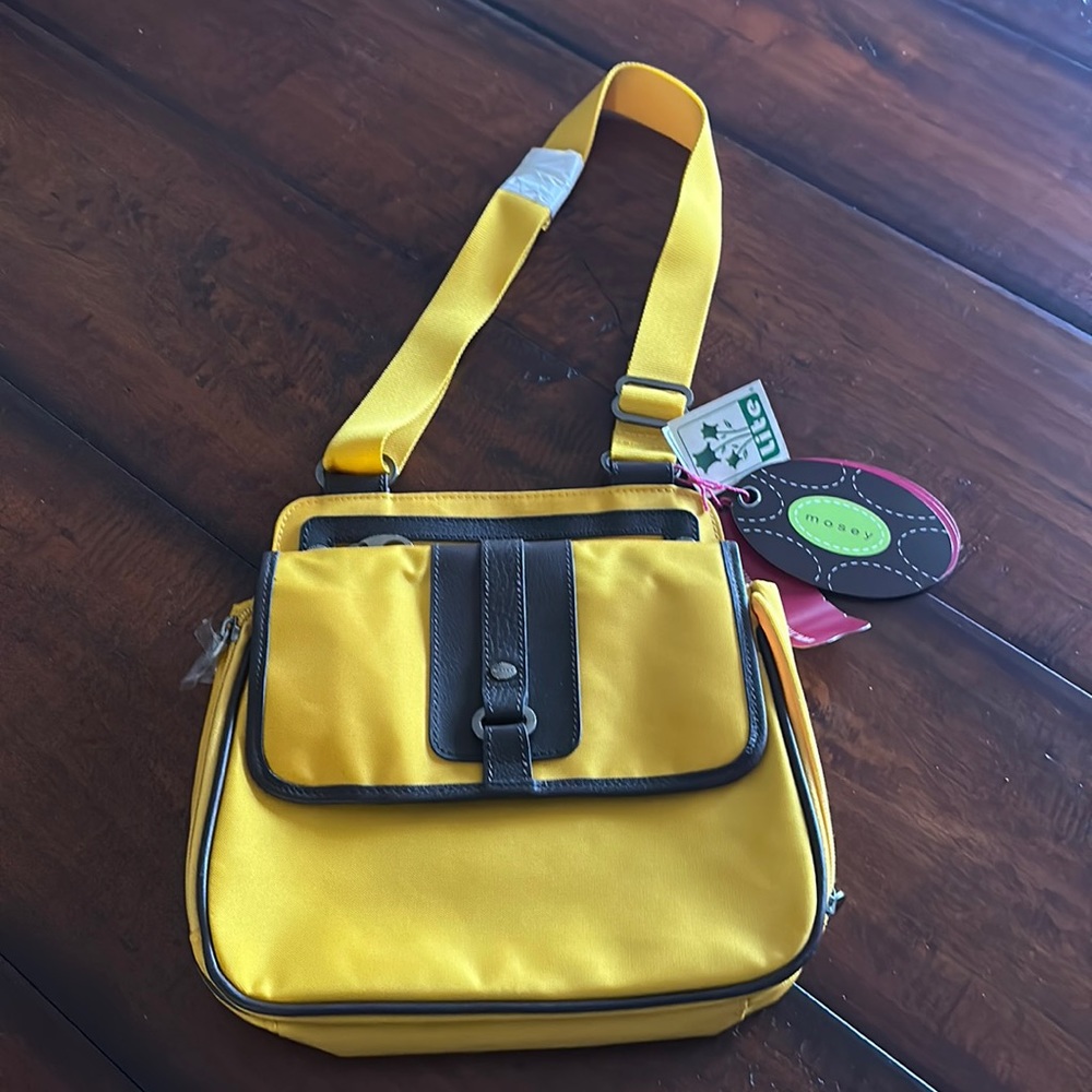 NWT Mosey Crossbody
